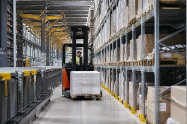Entrepôt Leroy Merlin : fonctionnement logistique et supply chain